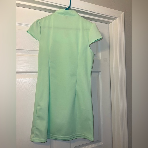 $1 GREEN DRESS ASIAN SIZE XL BUT ITS MORE OF A MED. NEW. $1 WITH ANY $10 ORDER O - Picture 5 of 9